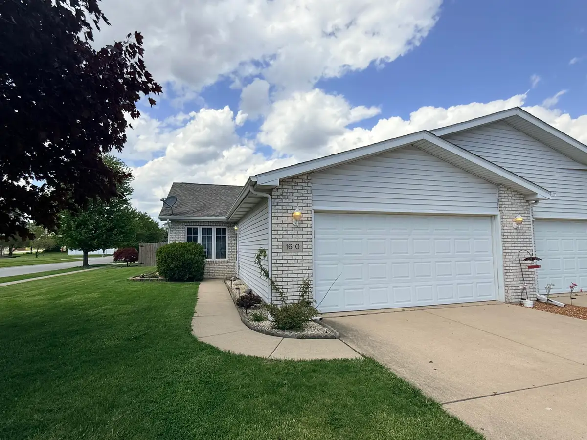 1610 Beech Drive, Crown Point, IN 46307 - #1
