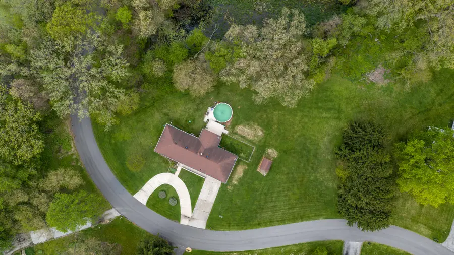 11 Stoner Drive, Valparaiso, IN 46385 - #2