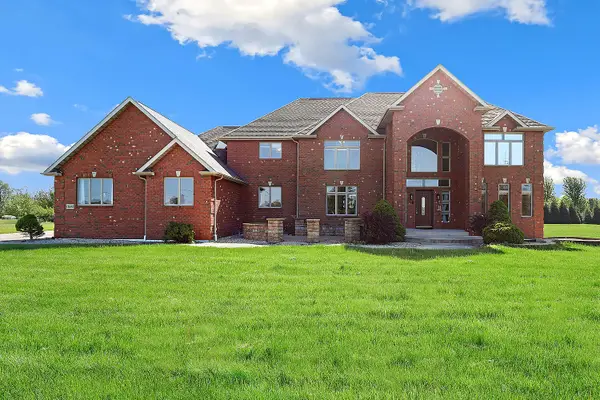 13643 Grant Street, Crown Point, IN 46307