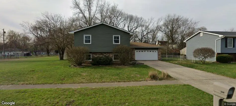 209 Lincoln Avenue, Hobart, IN 46342 - #1