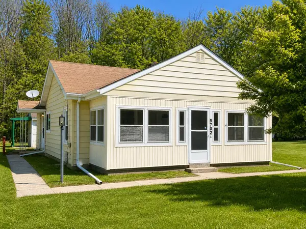 5702 Mulberry Avenue, Portage, IN 46368