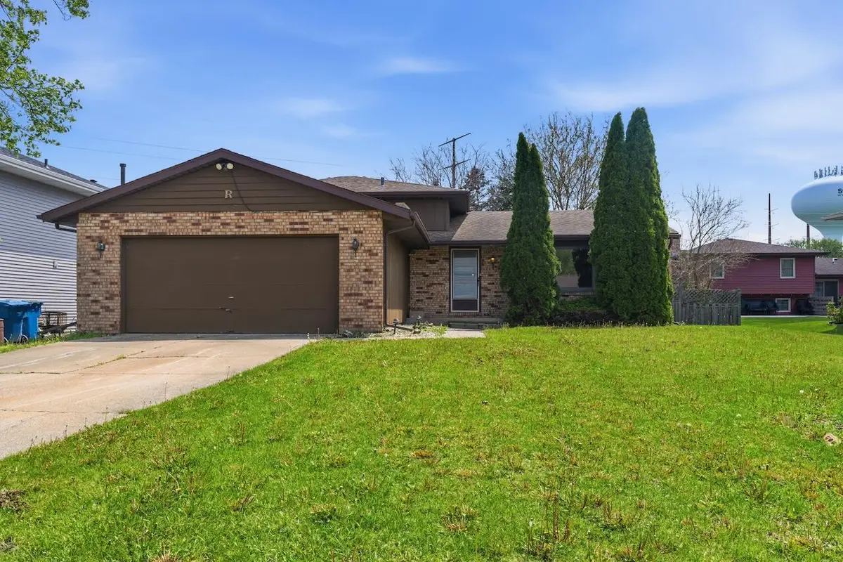 5053 W 90th Lane, Schererville, IN 46375 - #1