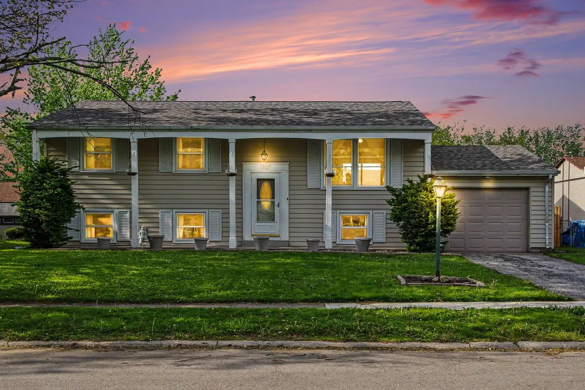 1707 Peachtree Drive, Valparaiso, IN 46383 - #1