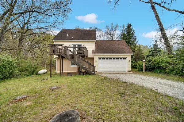 1399 E 950 N, Wheatfield, IN 46392