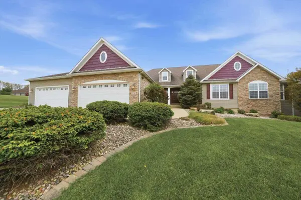 118 Windridge Road, Valparaiso, IN 46385