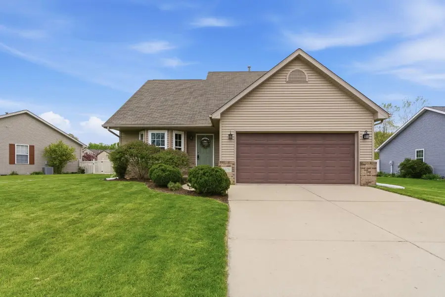 1406 Pine Creek Road, Valparaiso, IN 46383 - #2