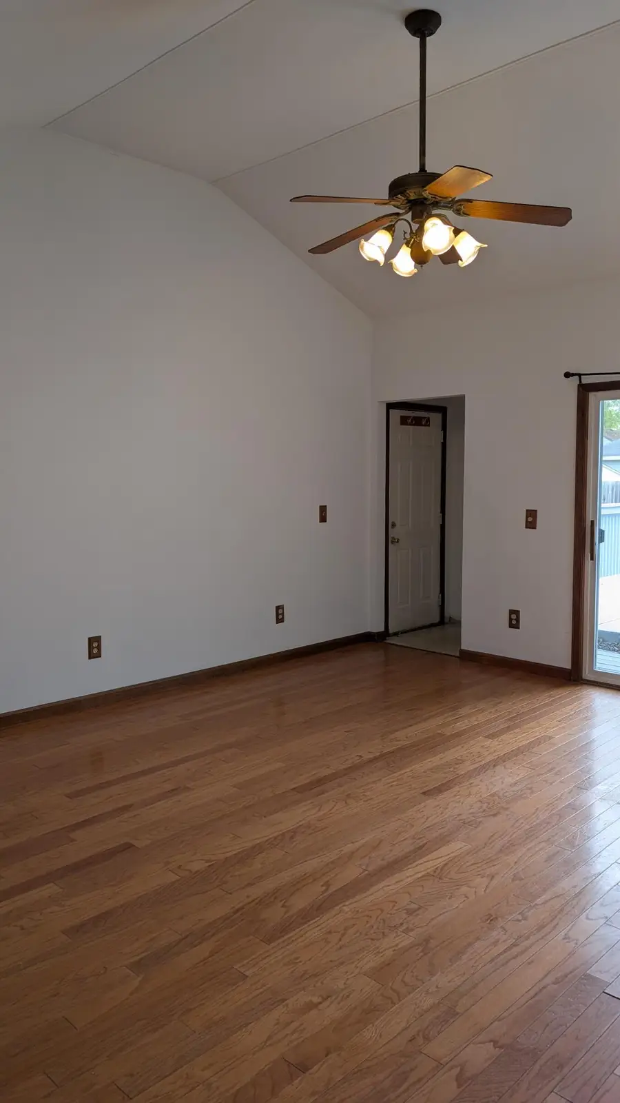 318 N Delaware Street, Hobart, IN 46342 - #3