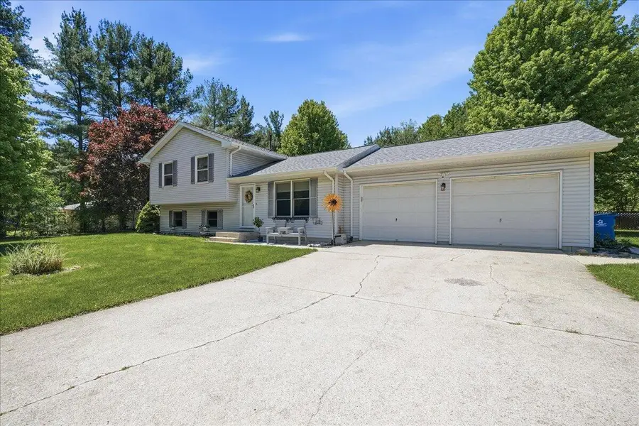 84 S 275 W, Valparaiso, IN 46385 - #3