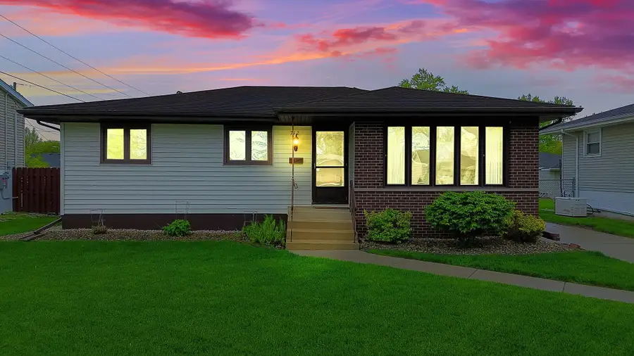 712 211th Street, Dyer, IN 46311 - #2