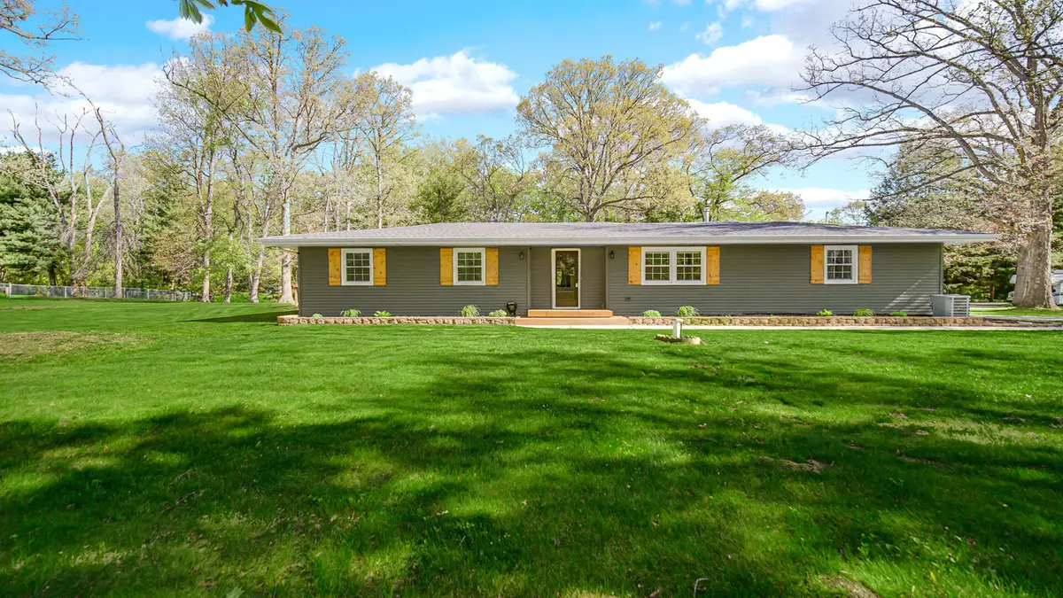 4964 Locksley Drive E, Rensselaer, IN 47978 - #1
