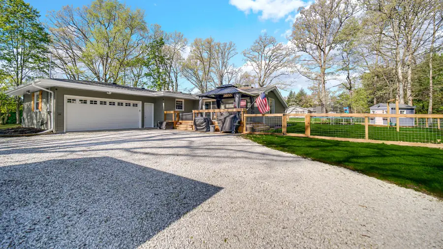 4964 Locksley Drive E, Rensselaer, IN 47978 - #3