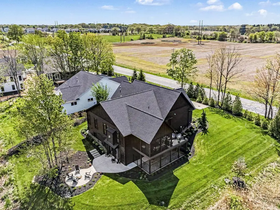 2201 Pepper Ridge Road, Valparaiso, IN 46385 - #3