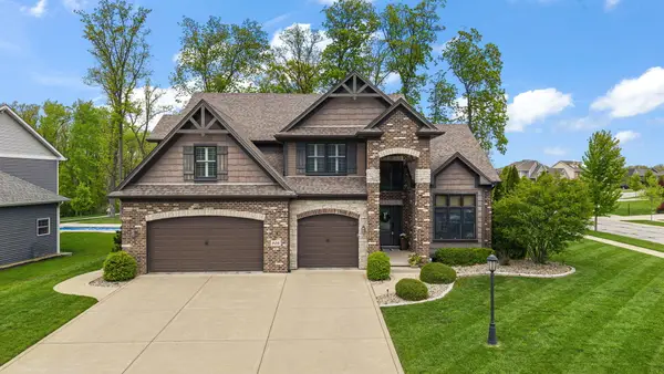 906 Theresa Drive, Crown Point, IN 46307