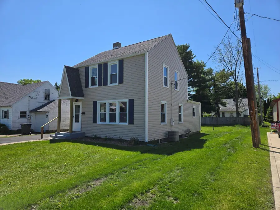 523 W Emmet Avenue, Rensselaer, IN 47978 - #2