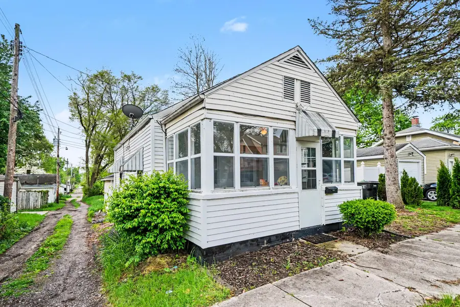 3410 Wall Street, South Bend, IN 46615 - #3
