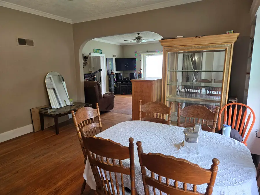 202 G Street, La Porte, IN 46350 - #3