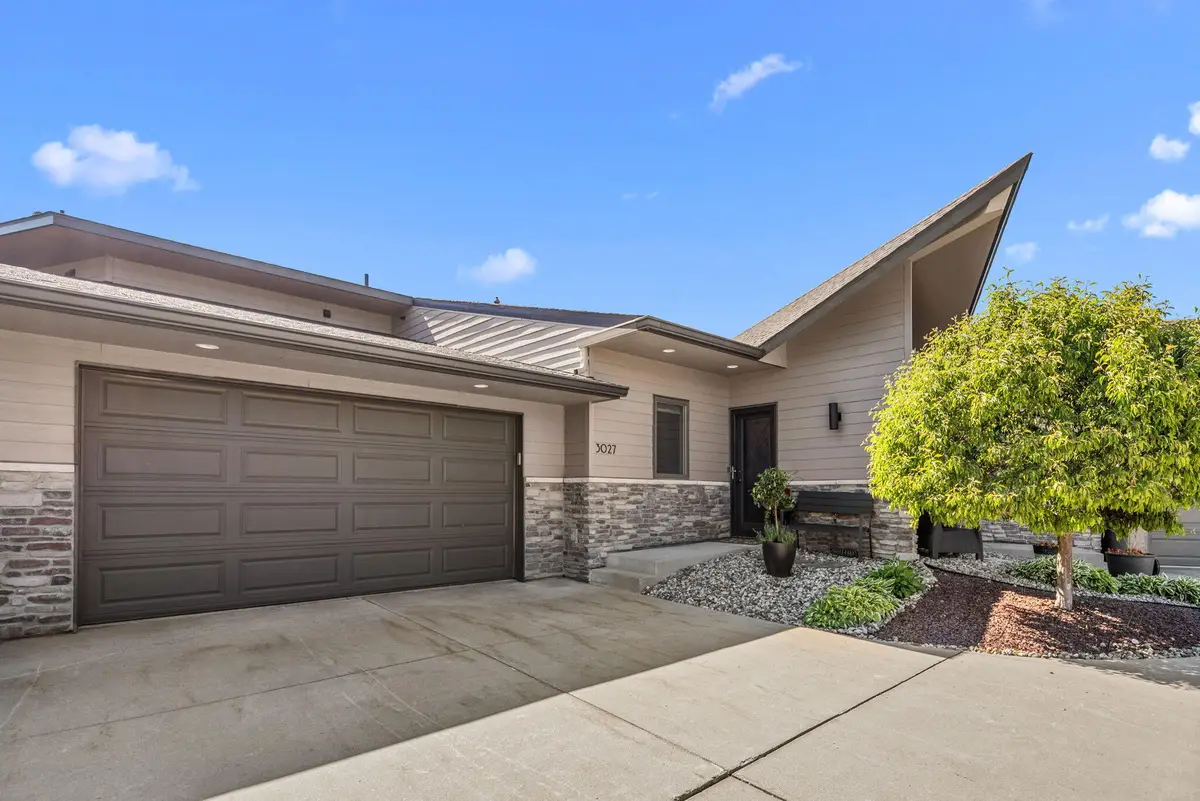 3027 Palmer Avenue, La Porte, IN 46350 - #1