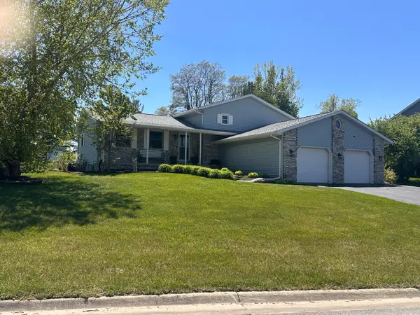 264 Springhill Drive, Valparaiso, IN 46385