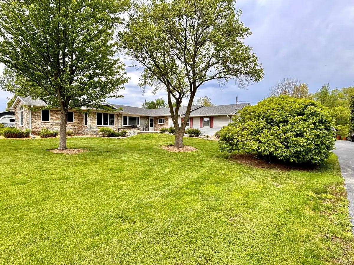 277 E 500 N, Valparaiso, IN 46383 - #1