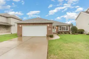 10001 Forest Street, Dyer, IN 46311 - #1