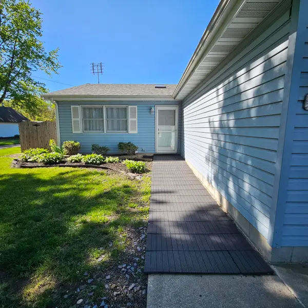 1412 215th Street, Dyer, IN 46311