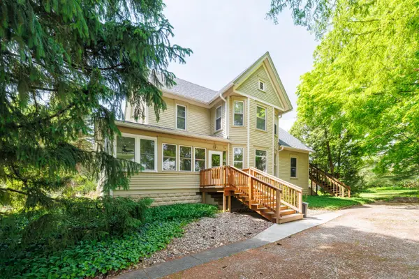 308 E Iroquois Street, Kentland, IN 47951