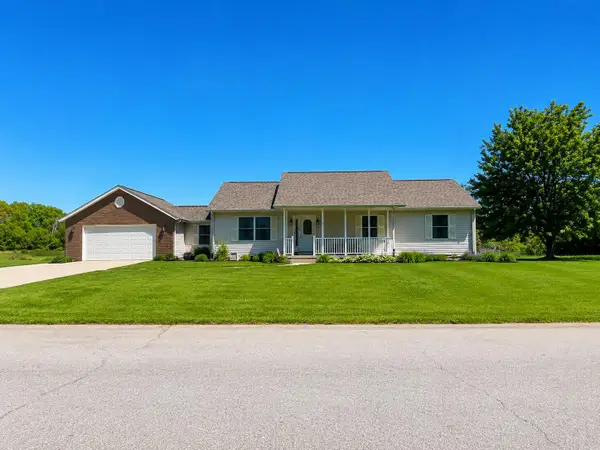 17 White Tail Circle, Williamsport, IN 47993