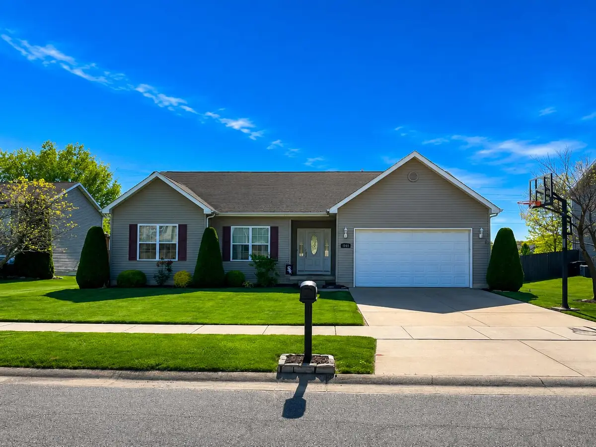 1044 Metz Court, Hobart, IN 46342 - #1