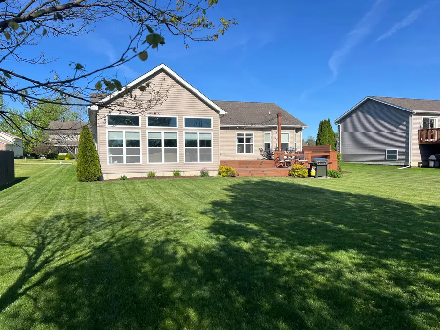 1044 Metz Court, Hobart, IN 46342 - #3