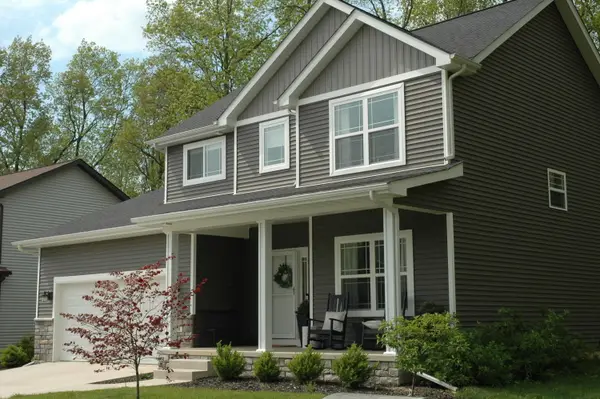901 Hatch Lake Pkwy, Valparaiso, IN 46385