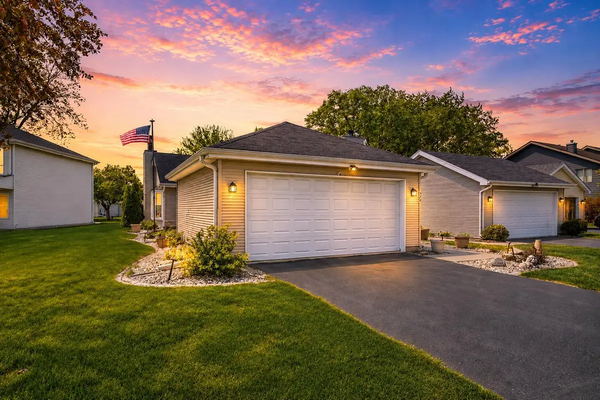220 Holly Lane, Schererville, IN 46375 - #1