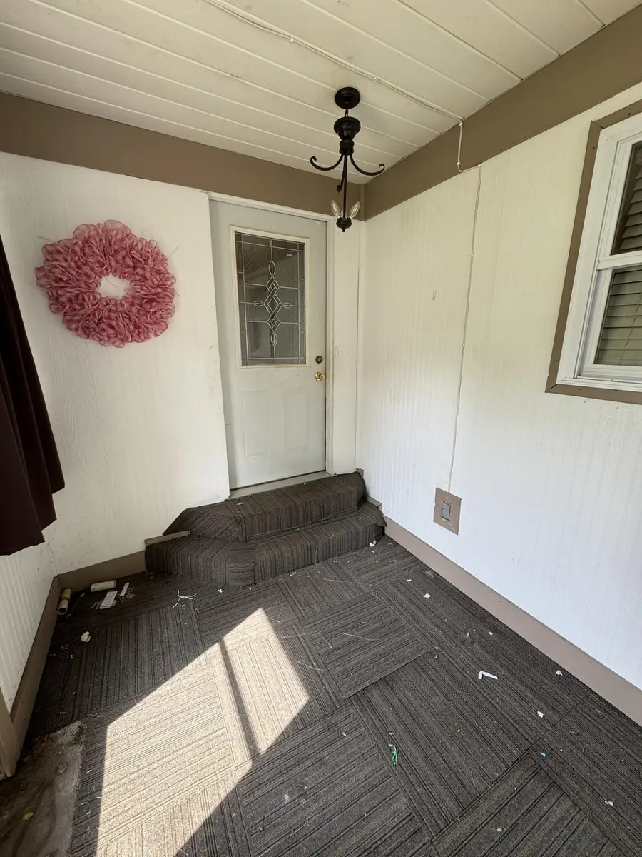 41 N Michigan Avenue, Hobart, IN 46342 - #2