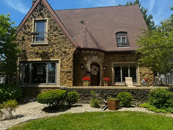 317 N Main Street, Crown Point, IN 46307