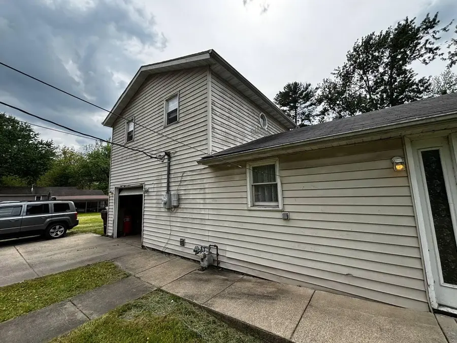 24 Mccurahan Street, Valparaiso, IN 46385 - #3