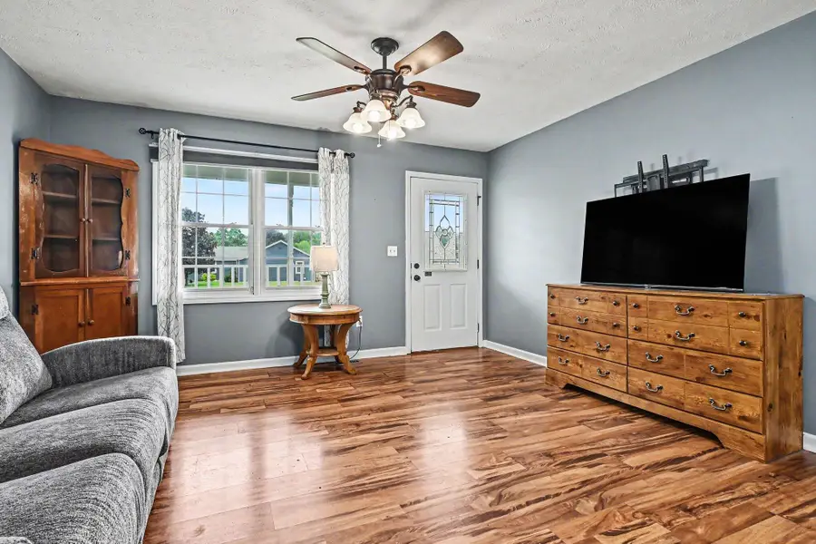724 S 500 E, Knox, IN 46534 - #3