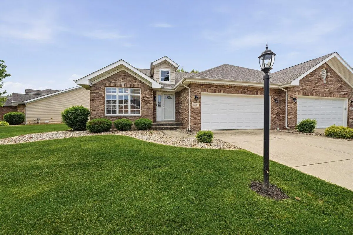 11913 W 107th Place, Saint John, IN 46373 - #1