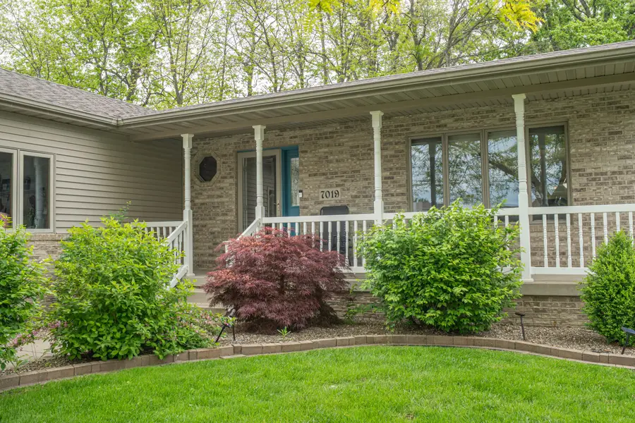 7019 Forest Ridge Drive, Schererville, IN 46375 - #2