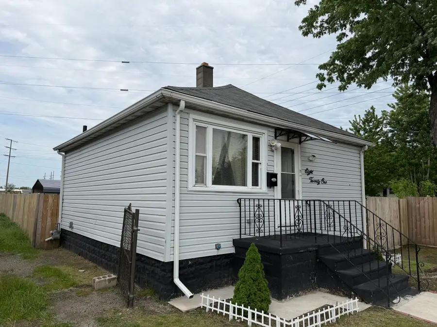 821 Huehn Street, Hammond, IN 46327 - #2