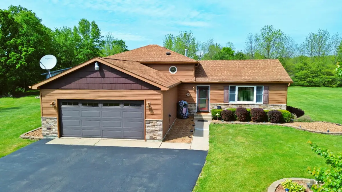 343 W State Road 130, Valparaiso, IN 46385 - #1