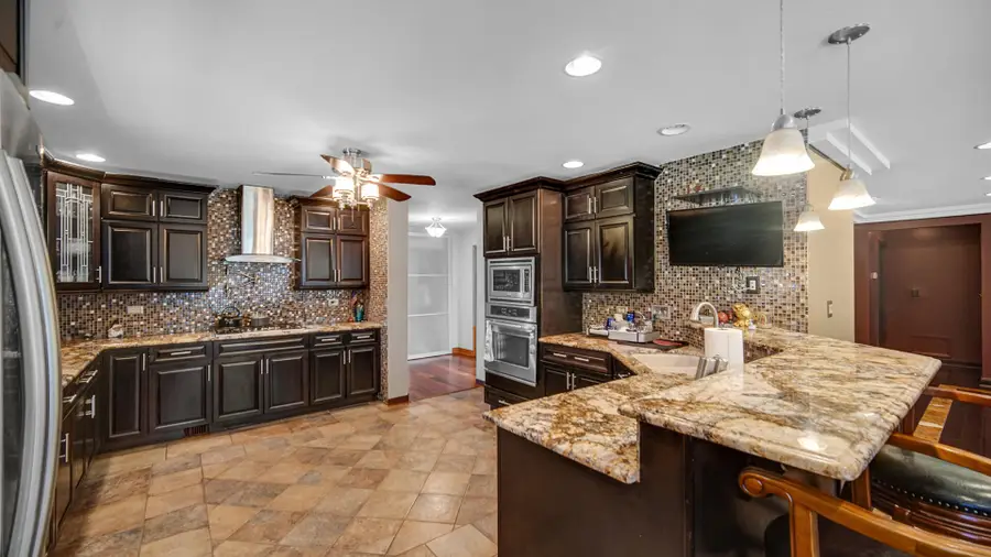 8432 Greenwood Avenue, Munster, IN 46321 - #3