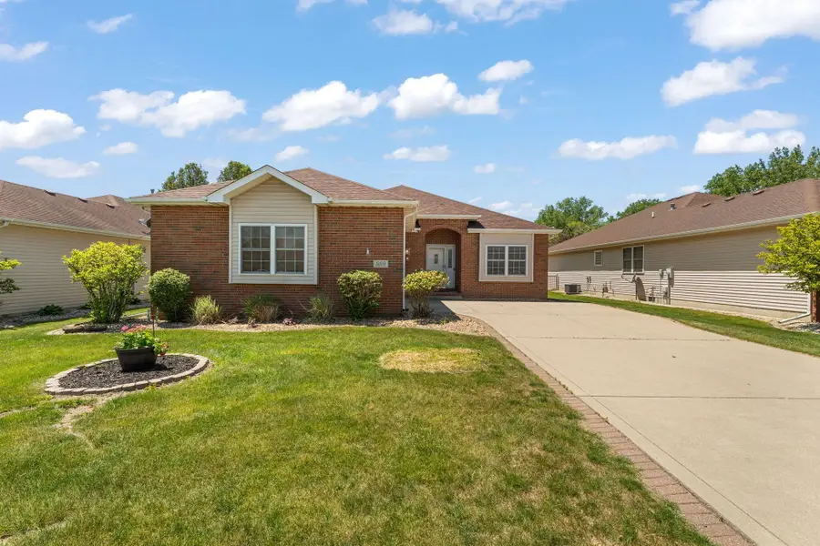 889 Clearwater Cove W, Crown Point, IN 46307 - #3