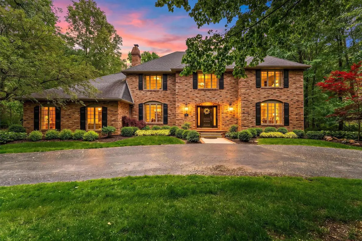 902 Crabapple Lane, Valparaiso, IN 46383 - #1