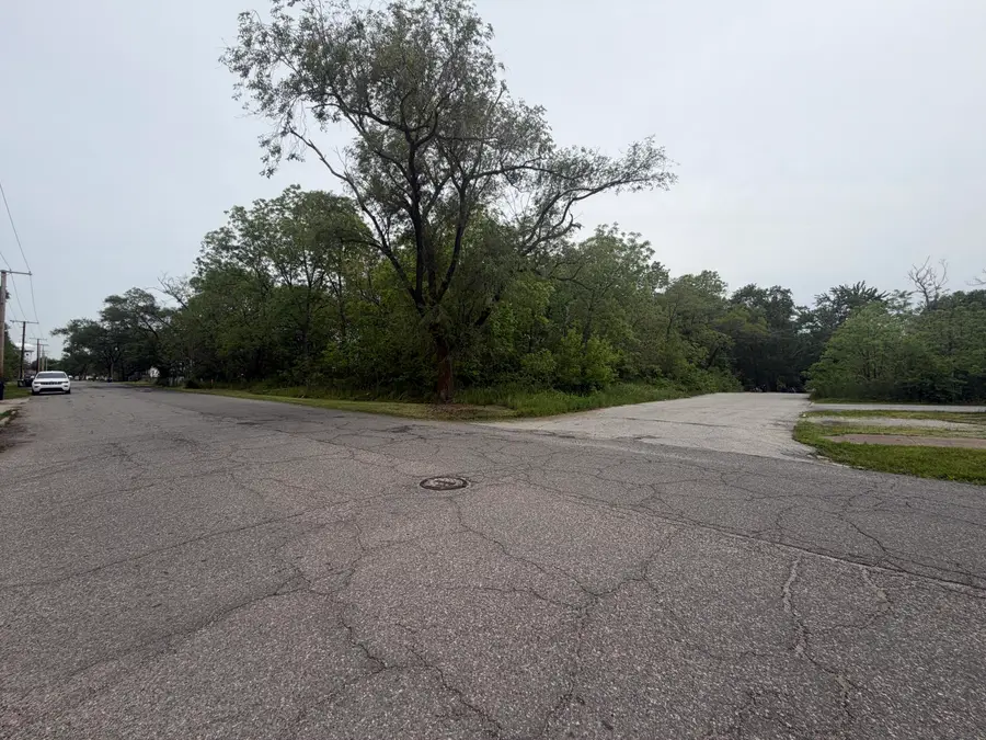 501 W 41st Avenue, Gary, IN 46408 - #2