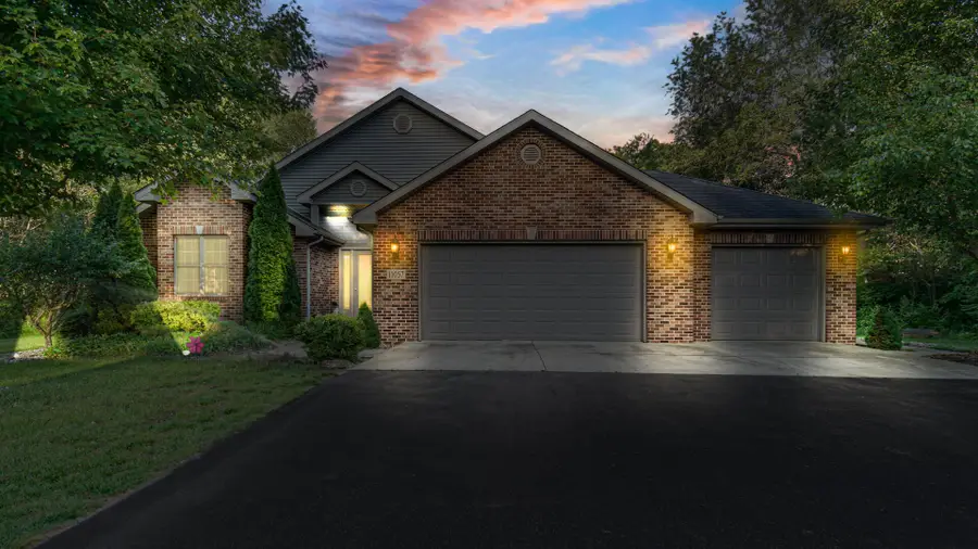 11057 Pleasant Grove Drive, Wheatfield, IN 46392 - #2