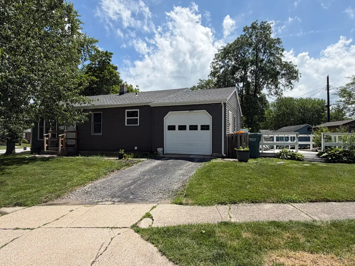 102 Northview Drive, Valparaiso, IN 46383 - #1