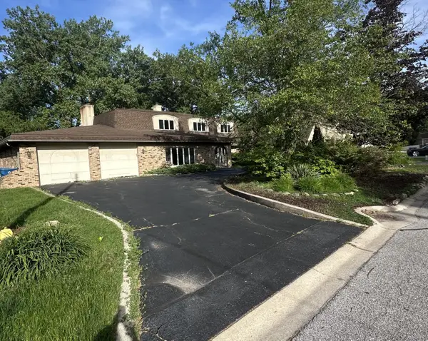 2621 Hickory Drive, Dyer, IN 46311