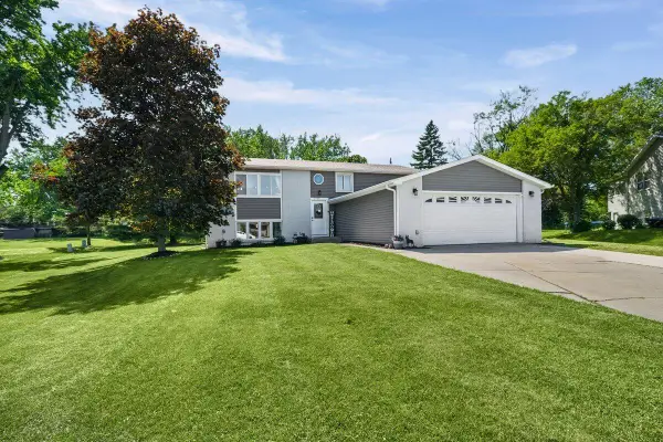 3160 Westwind Court, Crown Point, IN 46307