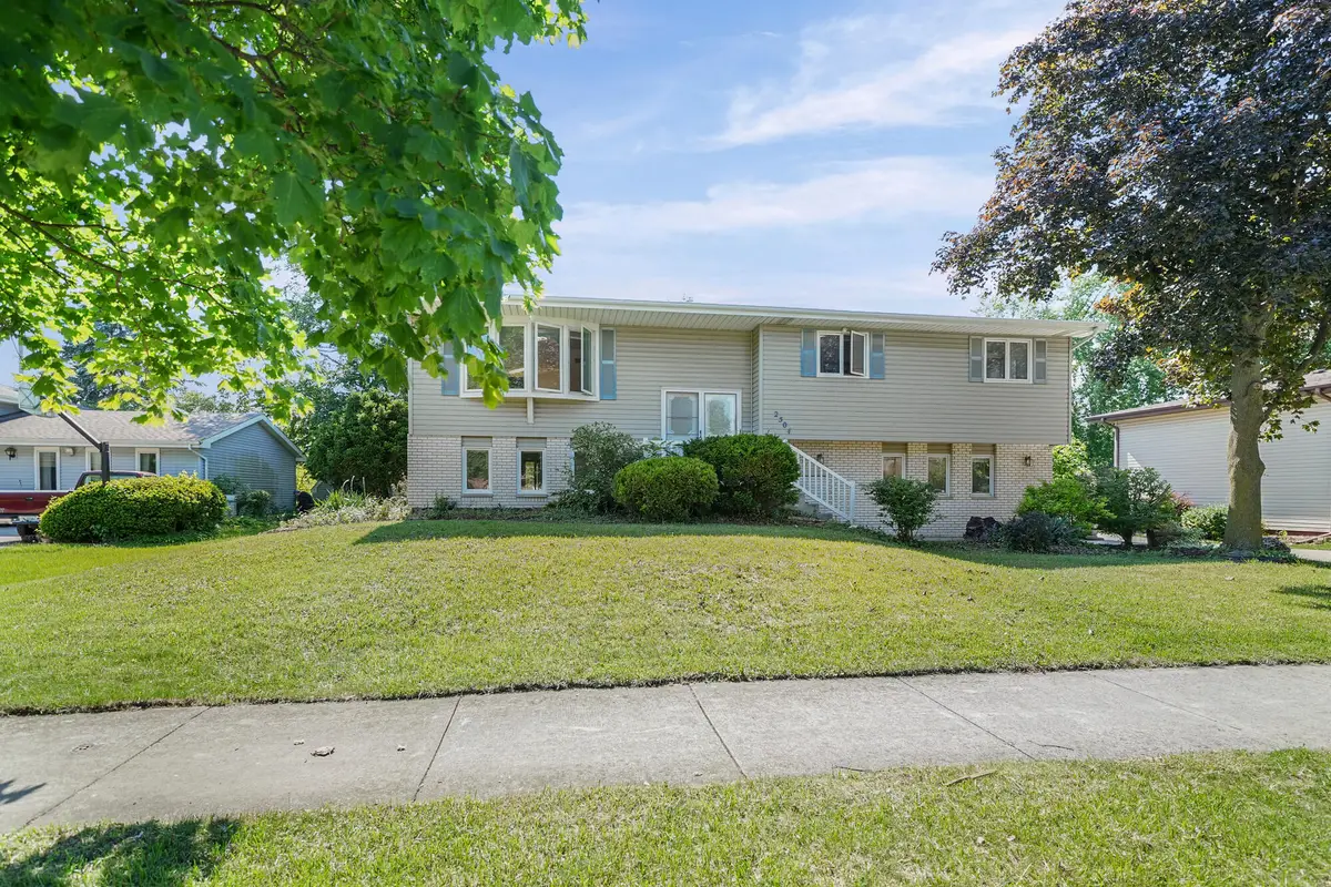 2504 Victoria Road, Schererville, IN 46375 - #1