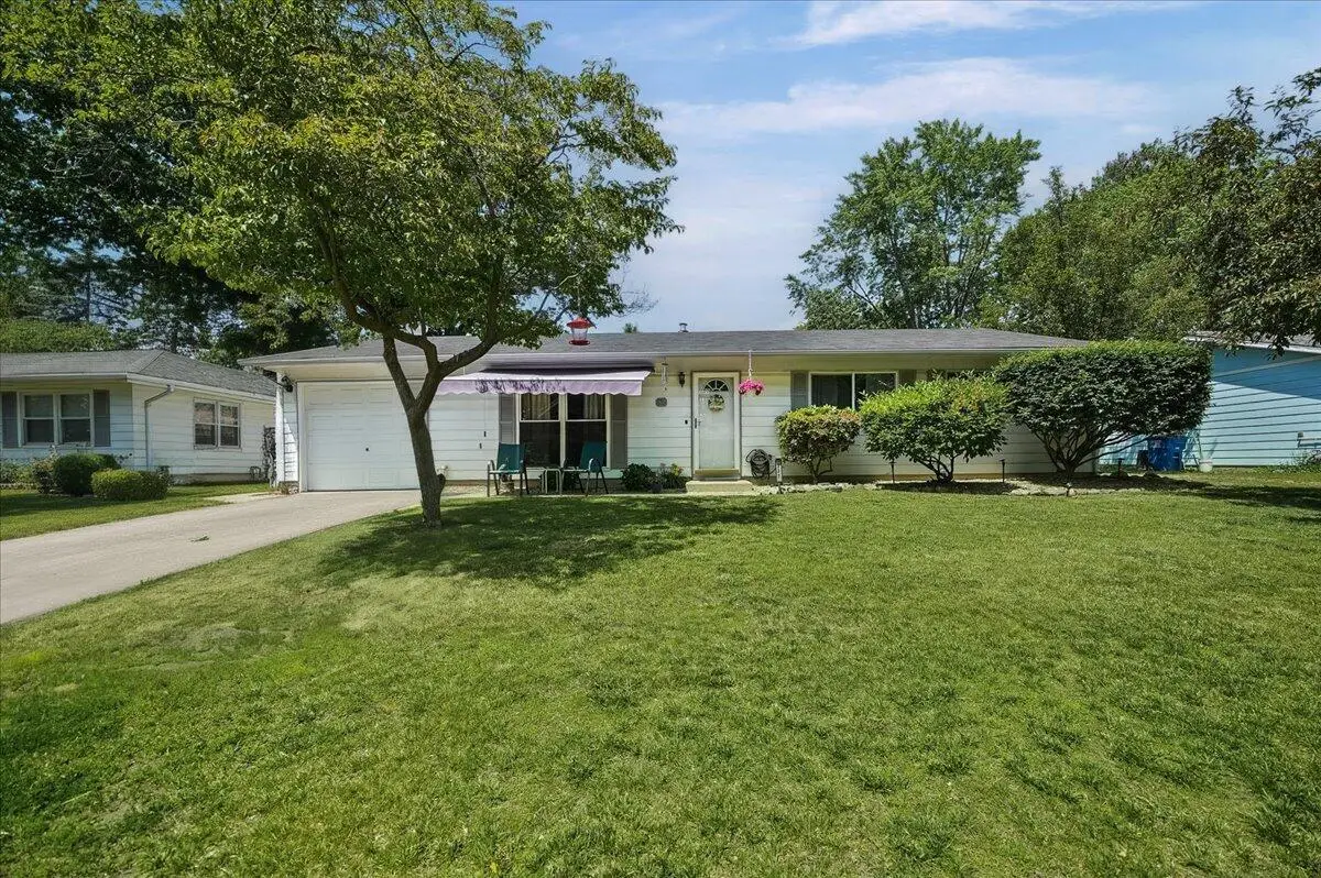 337 Southwood Drive, Michigan City, IN 46360 - #1