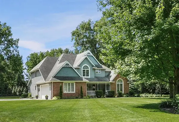 8835 S Lilac Street, DeMotte, IN 46310